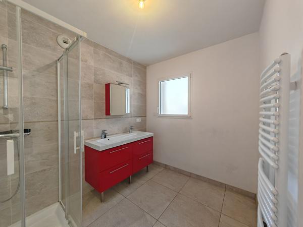 Maison Elven 4 pièce(s) 102 m2 , Elven