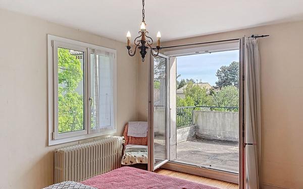 Maison à vendre    7 pièces •  Valence