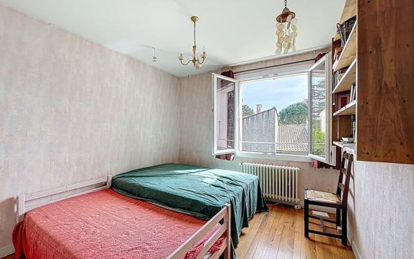 Maison à vendre    7 pièces •  Valence