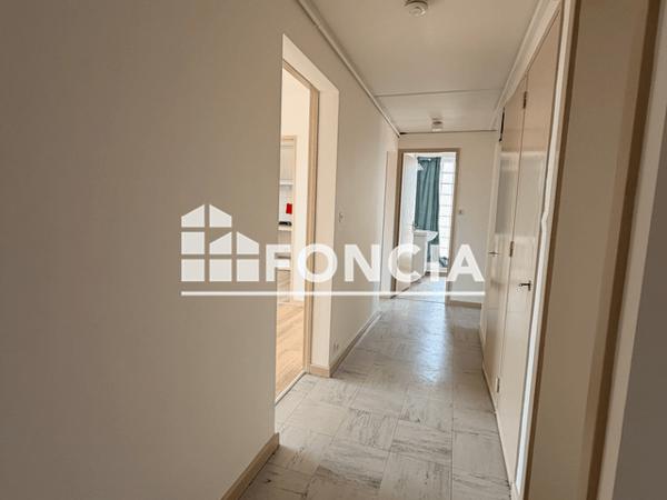 Location Appartement 4 pièces 80 m² - 88, RUE VALETTE Bergerac 24100