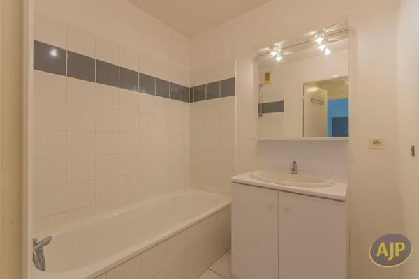 Vente appartement Bordeaux : 216 000 € - AJP Immobilier Bordeaux Chartrons