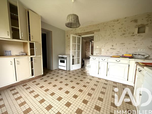 Maison à vendre 6 pièces 137 m² Celles-sur-Belle
