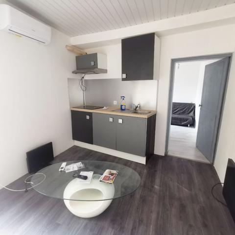 Maison Lezignan Corbieres 10 pièce(s) 178 m2