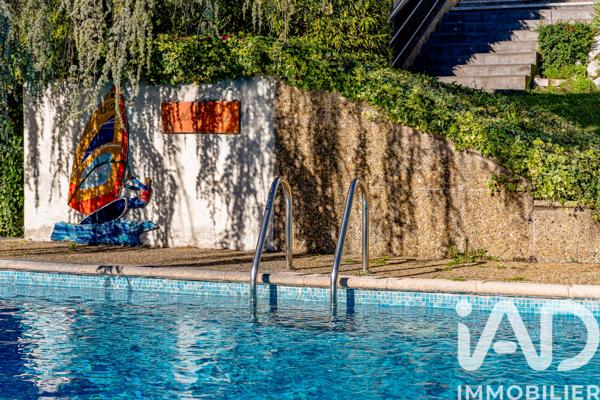 Maison à vendre 7 pièces 234 m² Aubagne