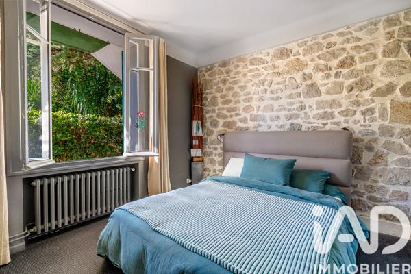 Maison à vendre 7 pièces 234 m² Aubagne