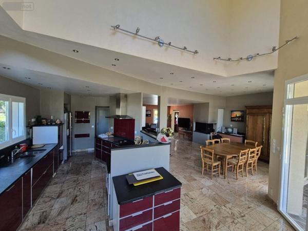 Maison à vendre à Bréville-sur-Mer dans la Manche (50290), ref : 028/1574