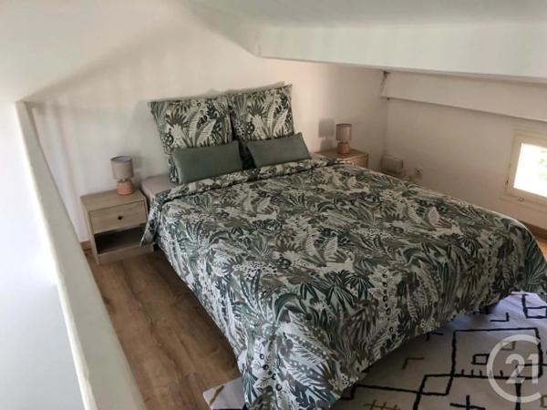 Maison à vendre  1 pièce - 22,63 m 2   BANDOL  - 83