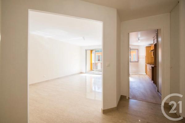 Appartement F3 à vendre  3 pièces - 72,39 m 2   NICE  - 06