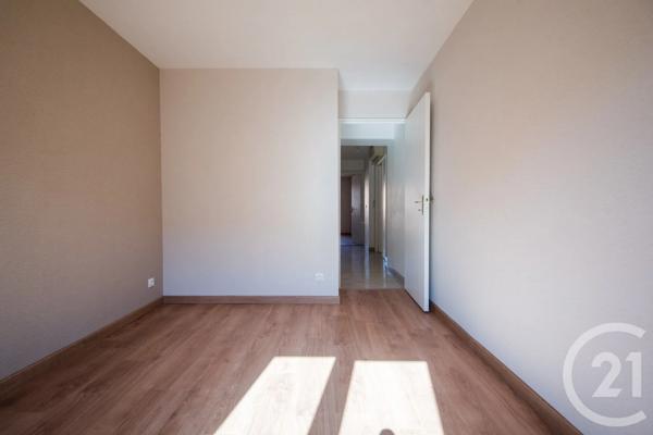 Appartement F3 à vendre  3 pièces - 72,39 m 2   NICE  - 06