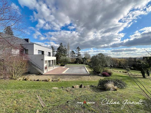 Maison à LE VAL-SAINT-PERE, 50300 - 7 pièces 240m²