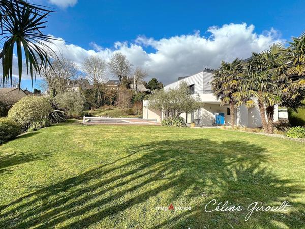 Maison à LE VAL-SAINT-PERE, 50300 - 7 pièces 240m²