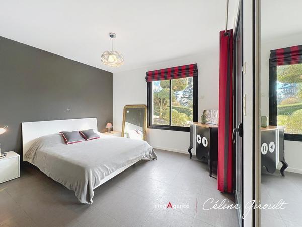 Maison à LE VAL-SAINT-PERE, 50300 - 7 pièces 240m²