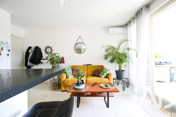 Appartement à vendre 2 pièces 42 m² Cuges-les-Pins