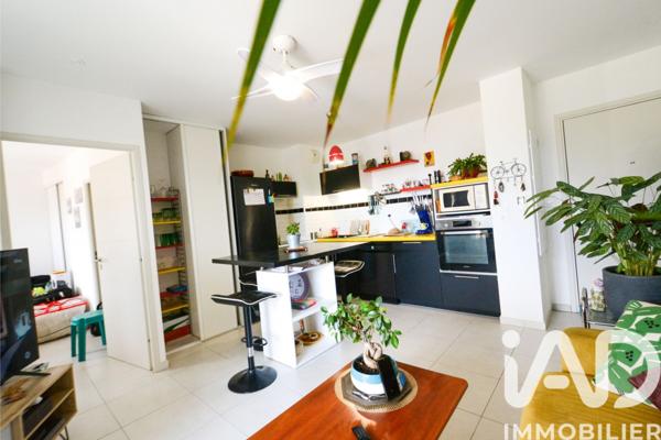 Appartement à vendre 2 pièces 42 m² Cuges-les-Pins