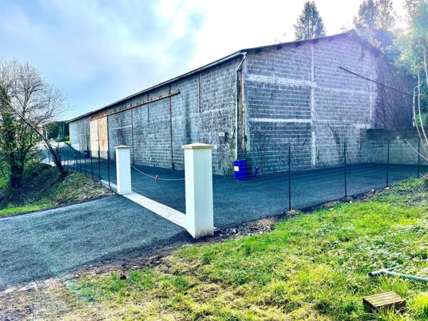 Bâtiment de 675 m2.