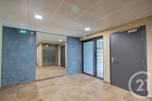 Appartement F3 à vendre  3 pièces - 65,61 m 2   SALLANCHES  - 74