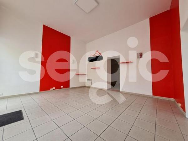 Location Local Commercial 31 59500 Douai 17 1071 01 0001