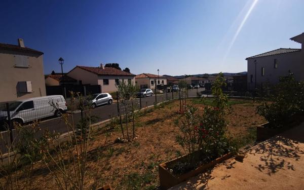 Maison à louer    5 pièces •  Tavel