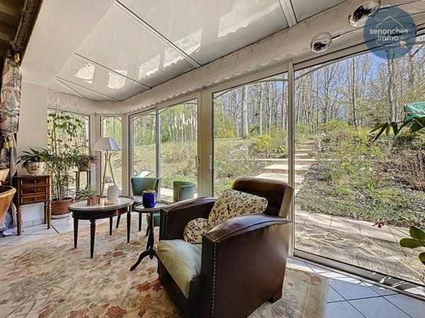 Maison familiale de 162 m² à Le Coudray avec vue dominante et terrain boisé