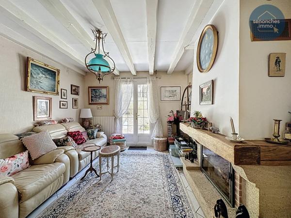 Maison familiale de 162 m² à Le Coudray avec vue dominante et terrain boisé