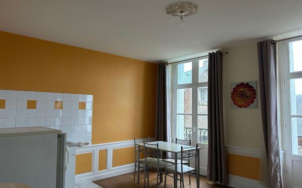 Appartement à louer    2 pièces •  Château-Renault