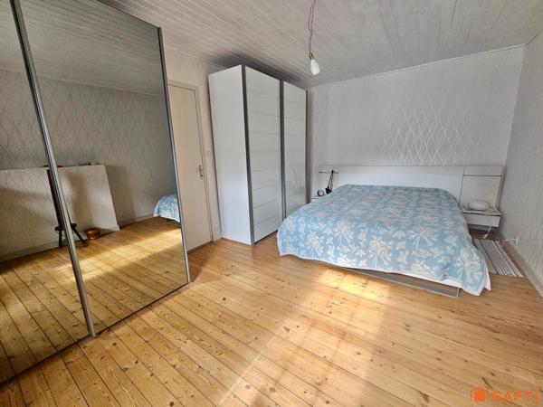 Spacieuse maison de ville en pierre à quelques minutes des plages