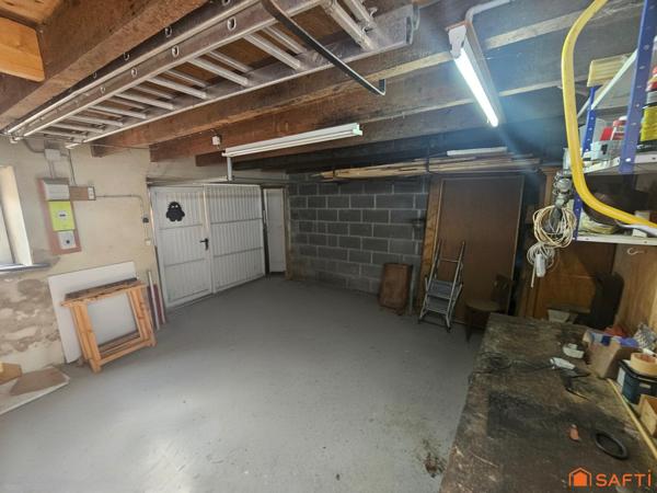 Spacieuse maison de ville en pierre à quelques minutes des plages