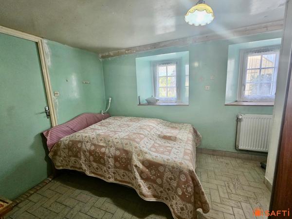 Spacieuse maison de ville en pierre à quelques minutes des plages