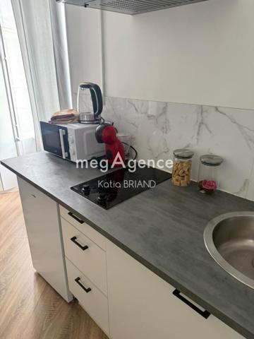 Immeuble à LAVAL, 53000 - 60m²
