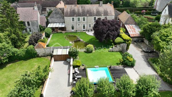 Domaine de 299,99 m²
