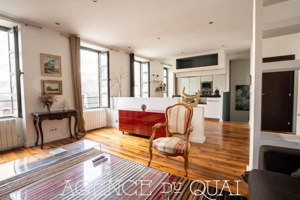 Appartement de standing en duplex avec terrasse de toit et vue exceptionnelle sur la cathédrale de Quimper , Quimper