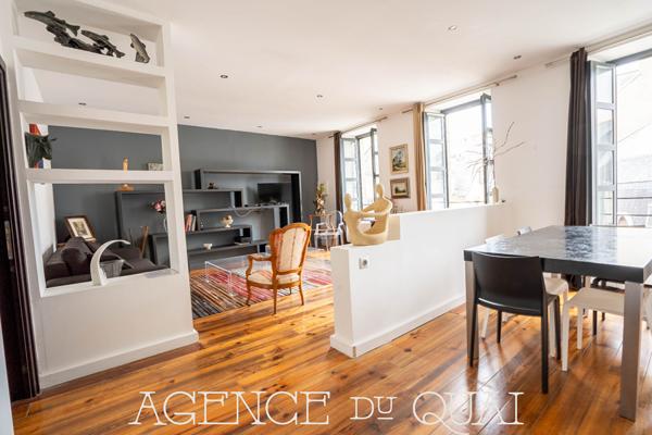 Appartement de standing en duplex avec terrasse de toit et vue exceptionnelle sur la cathédrale de Quimper , Quimper