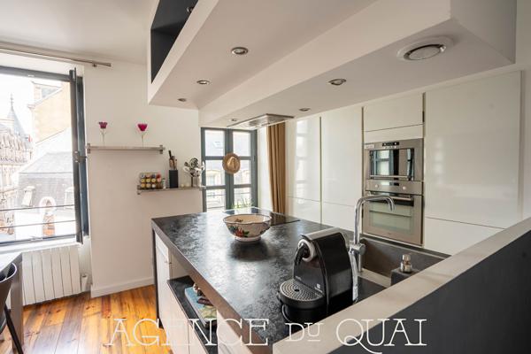 Appartement de standing en duplex avec terrasse de toit et vue exceptionnelle sur la cathédrale de Quimper , Quimper