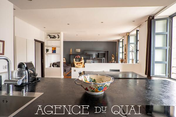 Appartement de standing en duplex avec terrasse de toit et vue exceptionnelle sur la cathédrale de Quimper , Quimper