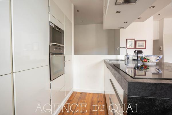 Appartement de standing en duplex avec terrasse de toit et vue exceptionnelle sur la cathédrale de Quimper , Quimper
