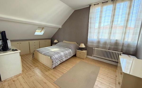 Maison à vendre    6 pièces •  Drancy