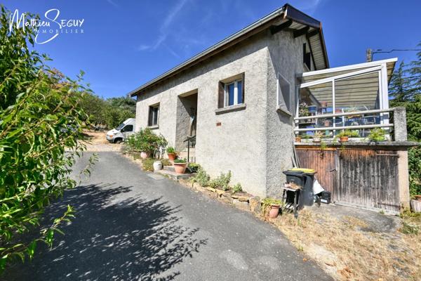LENTILLY - Petite maison sur grand terrain avec vue
