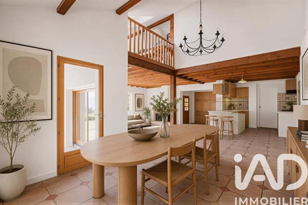 Maison à vendre 5 pièces 155 m² Saint-Martin-d'Uriage