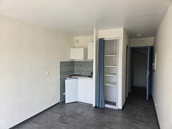 Immeuble Talence 13 pièce(s) 255.70 m2