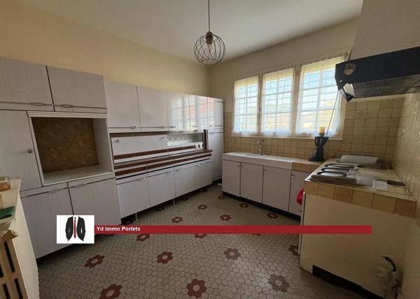 Maison familiale de 125 m² avec sous-sol et beau terrain à Podensac