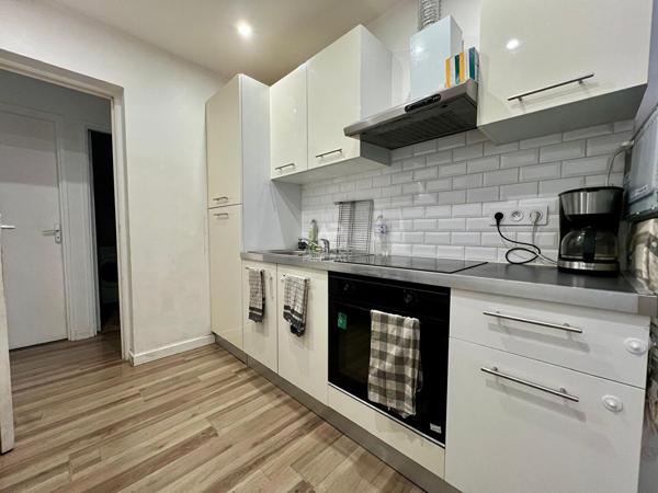 Appartement 3 pièce(s) 58 m² €212 000 ** - Référence 850