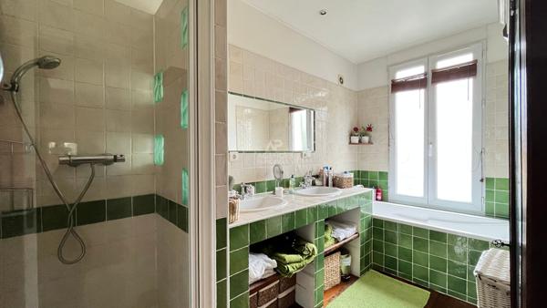 Maison Houilles 3 pièce(s) 82.95 m2 €530 000 ** - Référence 899