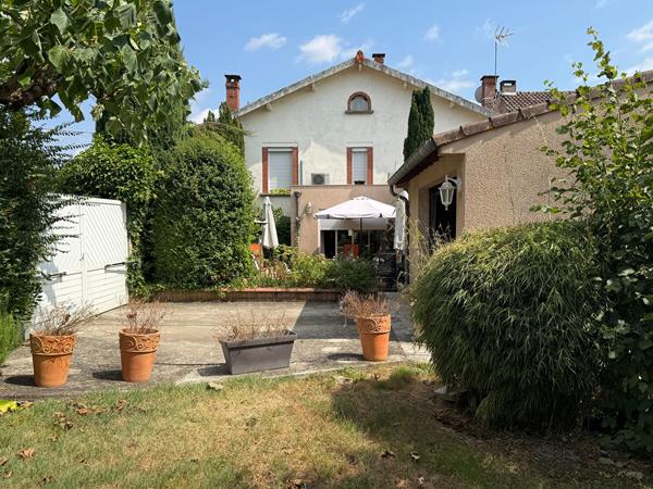 Saint Juery , Belle maison de 234 M²