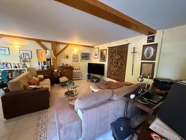 Saint Juery , Belle maison de 234 M²