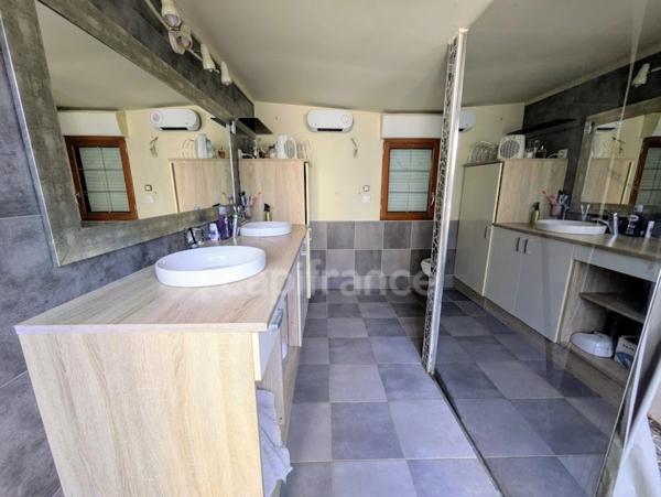 À VENDRE – Maison familiale de 195 m² sur un terrain d'environs 3000 m² proche de ABANCOURT (60)