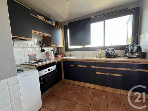 Appartement T4 à vendre  4 pièces - 73,40 m2 ARLES - 13