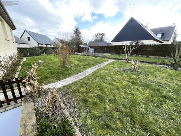 Maison à vendre à Châteaugiron en Ille-et-Vilaine (35410), ref : 118/1002