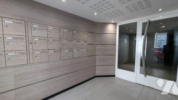 MARSEILLE 13005 Baille – T3 71 m² ascenseur, terrasse couverte, parking