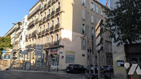 MARSEILLE 13005 Baille – T3 71 m² ascenseur, terrasse couverte, parking