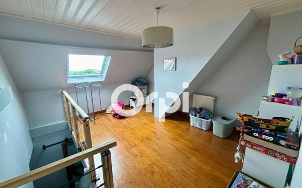 Immeuble à vendre    5 pièces • 237 m2 Saint-Martin-Boulogne